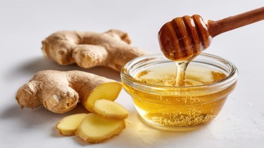 Uống nước gừng với mật ong có tác dụng gì? Lợi ích và cách dùng đúng