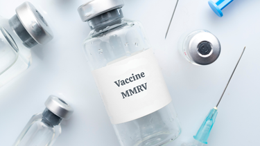 Vắc xin MMRV là gì? Những thông tin cần biết trước khi tiêm