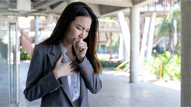 Viêm phổi không sốt: Nguyên nhân và cách điều trị