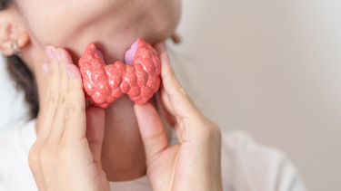Viêm tuyến giáp là gì? Nguyên nhân, biện pháp điều trị và cách phòng ngừa 
