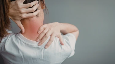 Cách chữa đau cổ vai gáy hiệu quả giúp giảm đau nhanh 