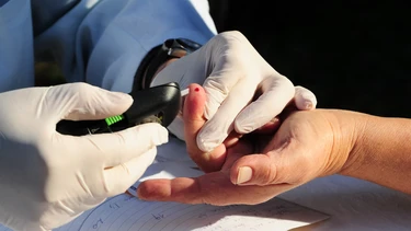 Cách hiểu định lượng glucose máu và chăm sóc sức khỏe đường huyết