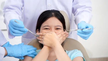 Có nên nhổ răng khôn không? 5 trường hợp nhất thiết phải nhổ