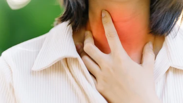 Khàn giọng mất tiếng uống gì? 8 loại thức uống giúp hồi phục nhanh
