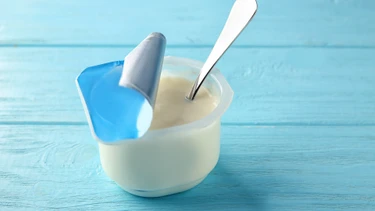 Suy thận có ăn được sữa chua không? Vì sao người bệnh thận cần thận trọng?