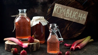 Tác hại của trà kombucha: Những điều bạn cần biết khi uống
