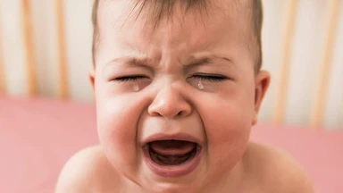 Trẻ 2 tuổi hay khóc đêm thiếu chất gì và cách cải thiện hiệu quả?