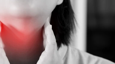 Nuốt đau họng như bị hóc xương là dấu hiệu của bệnh gì?