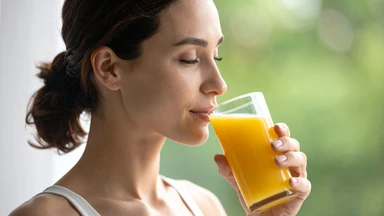 Người thiếu máu nên uống gì? 12 loại đồ uống hỗ trợ bổ máu