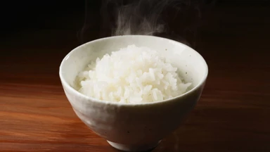 Ăn cơm có béo không? Cách kết hợp cơm với thực phẩm khác để có bữa ăn cân đối