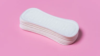 Bà bầu có nên dùng băng vệ sinh? Lưu ý để tránh viêm nhiễm
