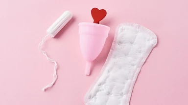 Bị rong kinh máu cục là do đâu? Rong kinh ra máu cục có nguy hiểm không?