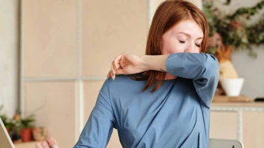 Cách xử lý hóc xương cá an toàn, hiệu quả và biện pháp phòng ngừa 