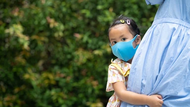 Cảnh báo: Nhiều trẻ nguy kịch khi quên tiêm nhắc lại vắc xin viêm não Nhật Bản