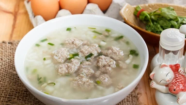 Thành phần nguyên liệu ảnh hưởng đến lượng calo và giá trị dinh dưỡng của cháo 