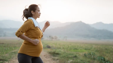 Chạy nhảy có làm sảy thai không? Vận động thế nào cho an toàn?