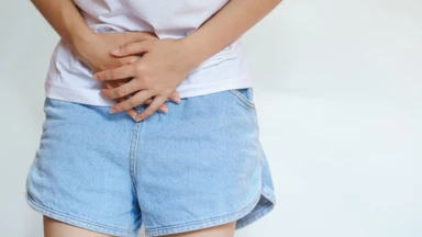 Đau bụng dưới lâm râm là gì? Nguyên nhân và cách xử trí