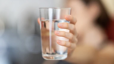 Dấu hiệu cơ thể thiếu nước và cách nhận biết để xử lý kịp thời 