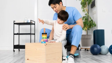 Dị dạng bán cầu não là gì? Nguyên nhân, dấu hiệu và cách điều trị