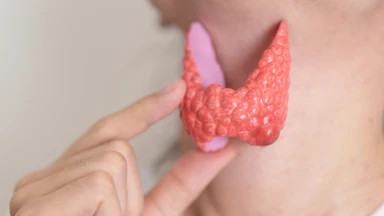 Giải đáp: Ung thư tuyến giáp thể nhú có nguy hiểm không?