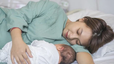 Giảm đau sau sinh mổ: Phương pháp hiệu quả giúp mẹ phục hồi tốt