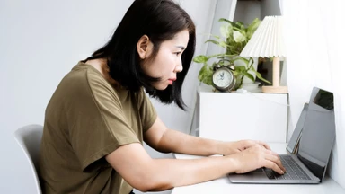 Hội chứng cổ rùa là gì? Những điều cần biết về hội chứng cổ rùa