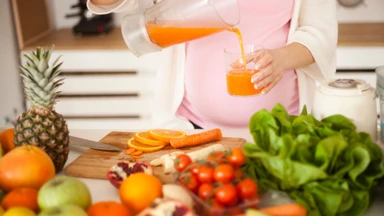 Mang thai từ tháng thứ 3 nên ăn gì?