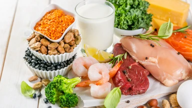 Nhóm thực phẩm giúp người cao tuổi giữ khối cơ, tránh teo cơ