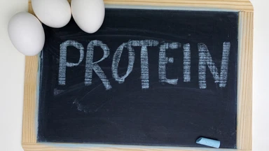 Protein có tan trong nước không? Giải đáp từ chuyên gia dinh dưỡng