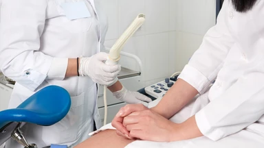 Siêu âm phát hiện dịch tử cung phải làm gì? Những điều cần biết 