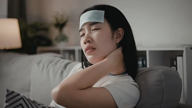 Sốt do viêm amidan: Dấu hiệu nhận biết, kéo dài bao lâu và khi nào cần đi khám?