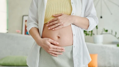 Thai nhi đạp nhiều có sao không? Phân biệt thai nhi đạp nhiều sinh lý và cử động bất thường