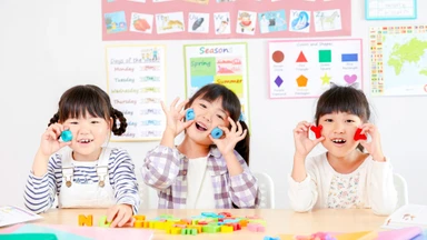 Trẻ phát triển như thế nào là bình thường?