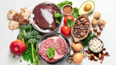 Ung thư ăn gì để tăng hồng cầu? Gợi ý thực phẩm hỗ trợ phục hồi