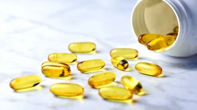 Uống omega-3 có giảm mỡ máu không? Cơ chế và liều dùng hiệu quả