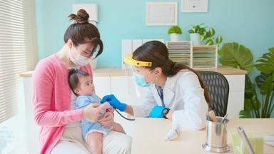 Viêm não mô cầu ACYW hay BC: Tại sao bé cần tiêm cả hai loại?