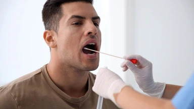 Xét nghiệm ADN lấy mẫu niêm mạc miệng: Ưu điểm, quy trình và một số lưu ý