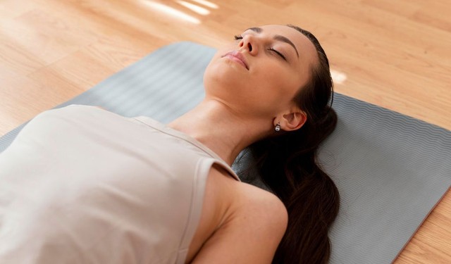 Thiền ngủ​ là gì? Hướng dẫn thực hành thiền nằm trước khi ngủ