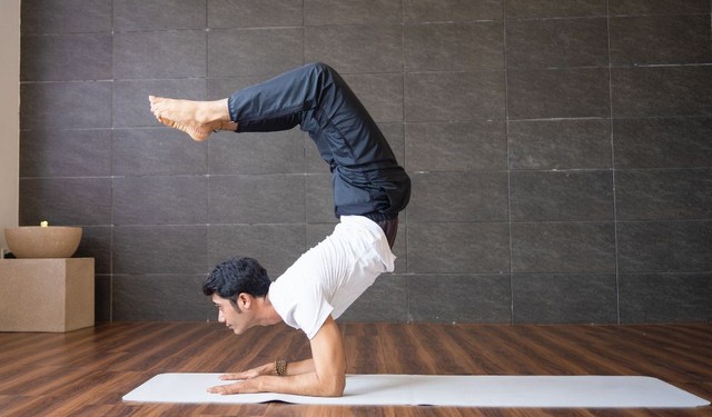 Các tư thế yoga khó là gì? Một số hướng dẫn và lưu ý khi thực hiện
