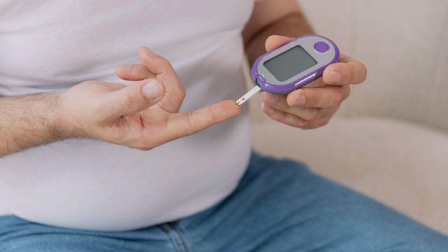 20 bệnh nền khiến người mắc COVID-19 có nguy cơ gia tăng mức độ nặng và tử vong cao