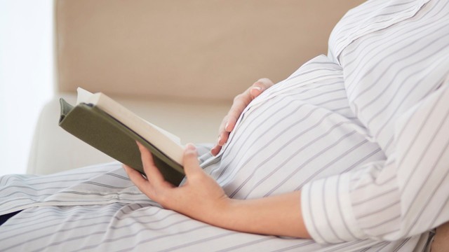 Bà bầu 7 tháng bị cảm cúm có sao không? Cách xử trí an toàn mẹ cần biết