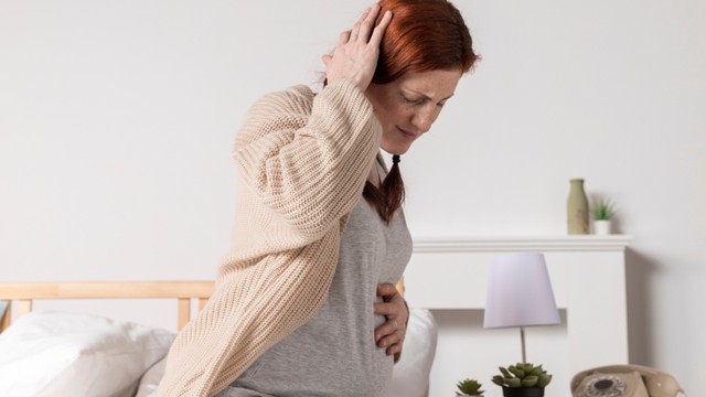 Bà bầu bị chóng mặt 3 tháng đầu: Nguyên nhân và cách khắc phục an toàn