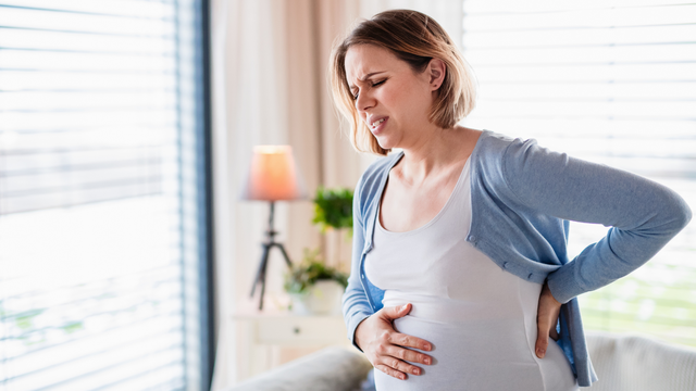 Bà bầu bị đau bụng trên từng cơn nguyên nhân do đâu?