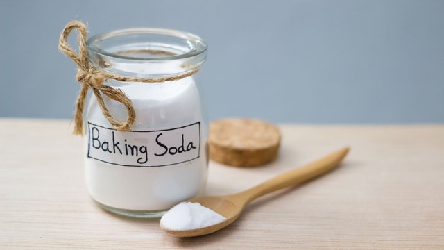 Baking soda có uống được không? Tìm hiểu lợi ích, rủi ro và cách sử dụng an toàn