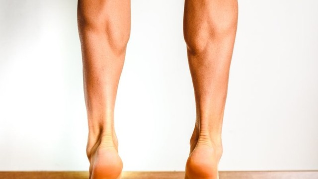 Bắp chân to cơ: Nguyên nhân, dấu hiệu nhận biết và giải pháp