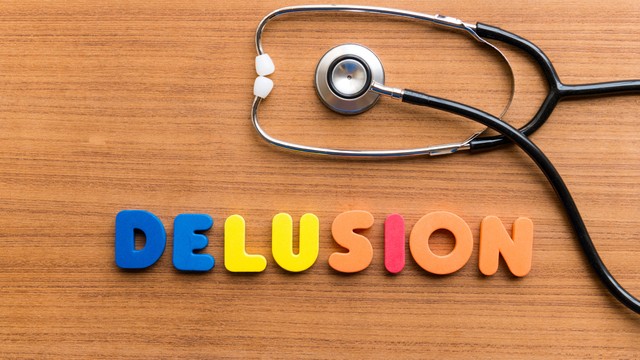 Hoang tưởng là gì? Nguyên nhân và phương pháp điều trị hiệu quả