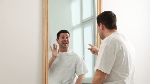 Tâm thần phân liệt: Dấu hiệu, nguyên nhân, phương pháp chẩn đoán, điều trị và phòng ngừa