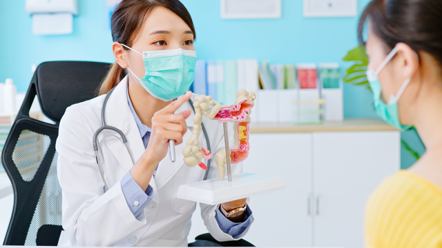 Ung thư trực tràng giai đoạn 1​ là gì? Nguyên nhân, triệu chứng, phương pháp điều trị