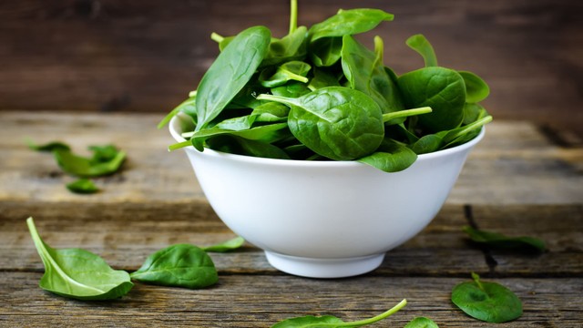 Bệnh gút có ăn được rau mồng tơi không? Lợi ích và lưu ý khi người bệnh gút ăn rau mồng tơi