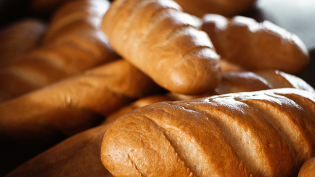 Bệnh nhân viêm đại tràng có nên ăn bánh mì​ hay không?